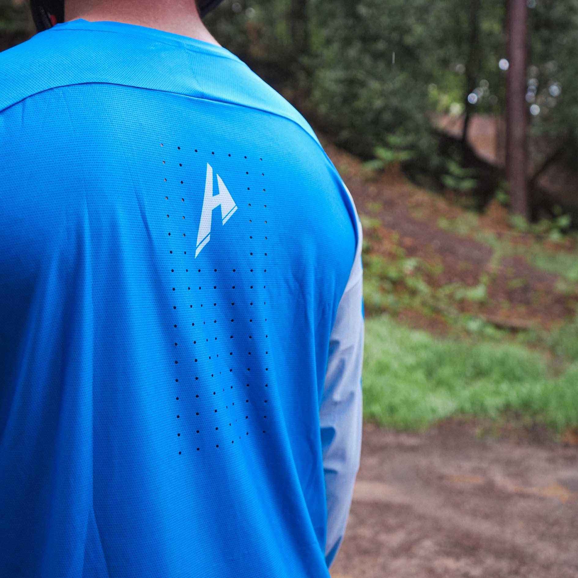 Helfare Rival Jersey - Image 6