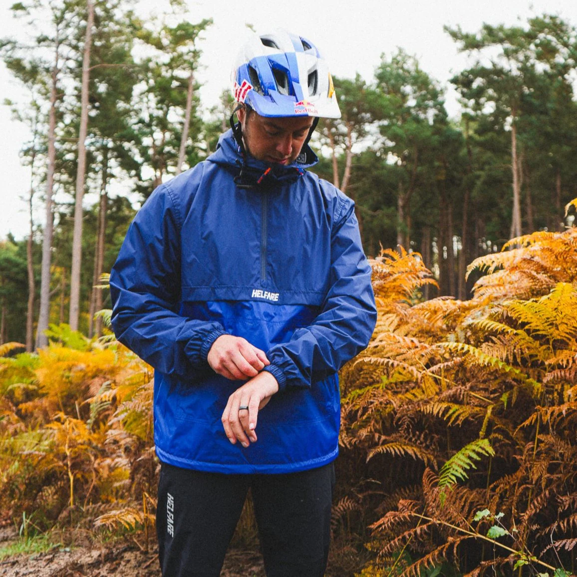 Helfare Trail Jacket - Image 11