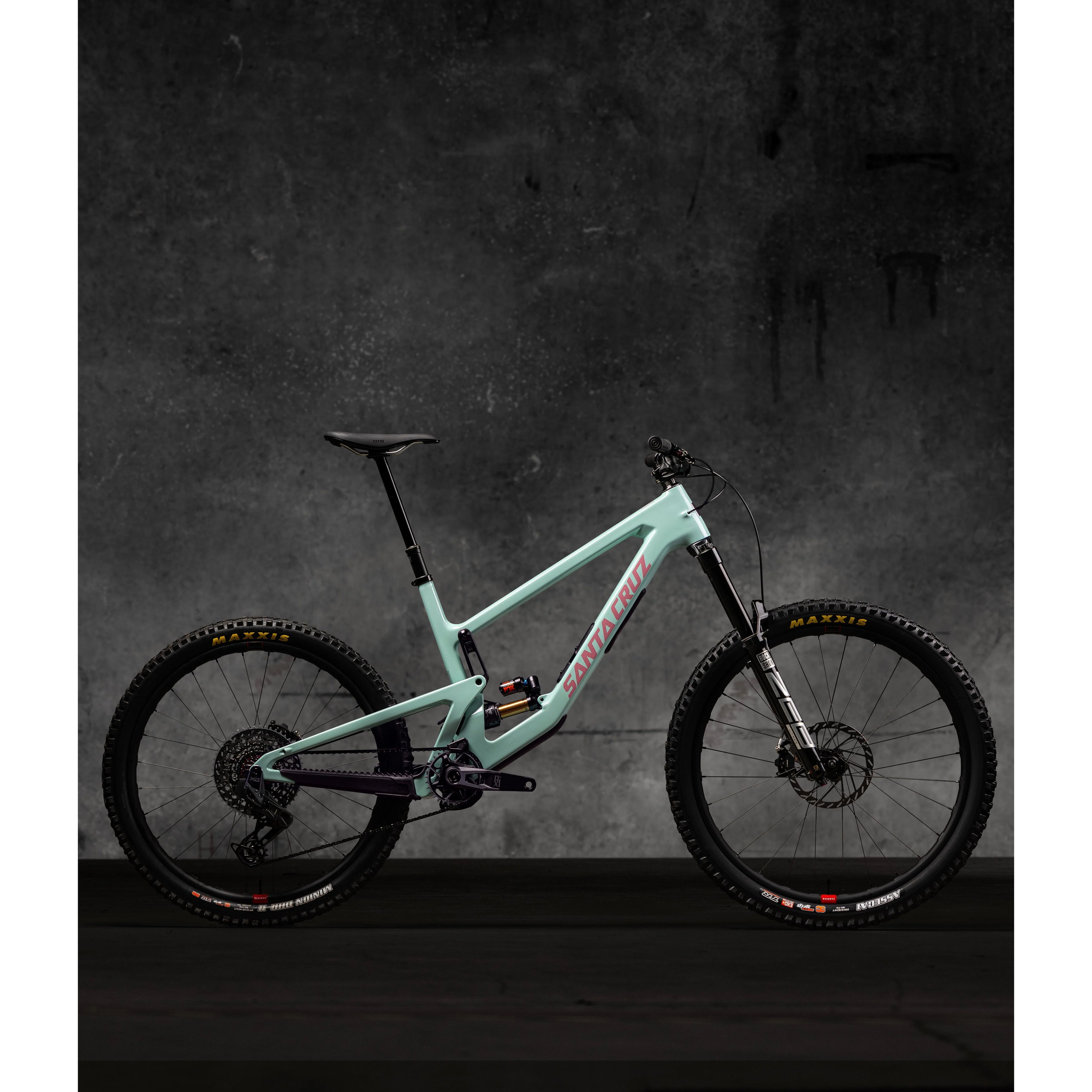 Santa Cruz Nomad 6 C 2025 - Image 4